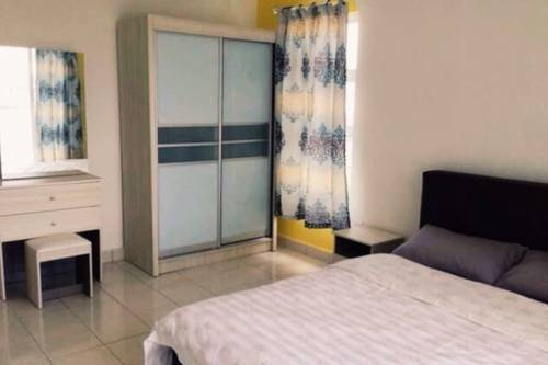 Unit at D'Pines Condominium — фото 2