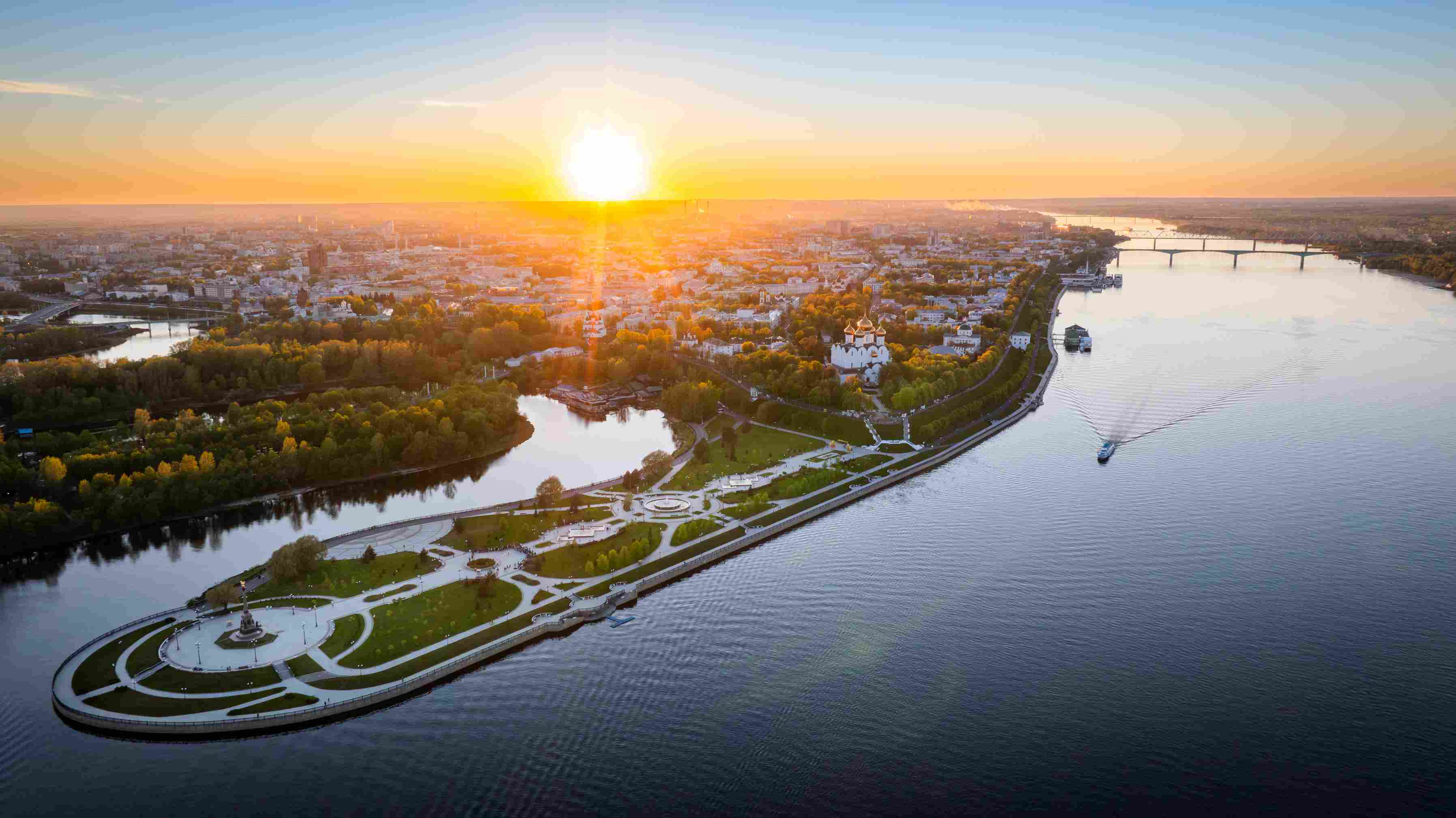 Вода, ветер и три города. От Плещеева до Волги
