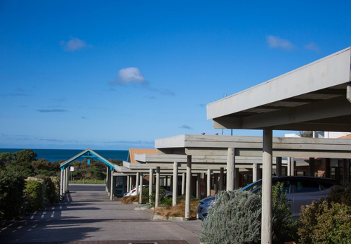 The Beachfront Motel — фото 3