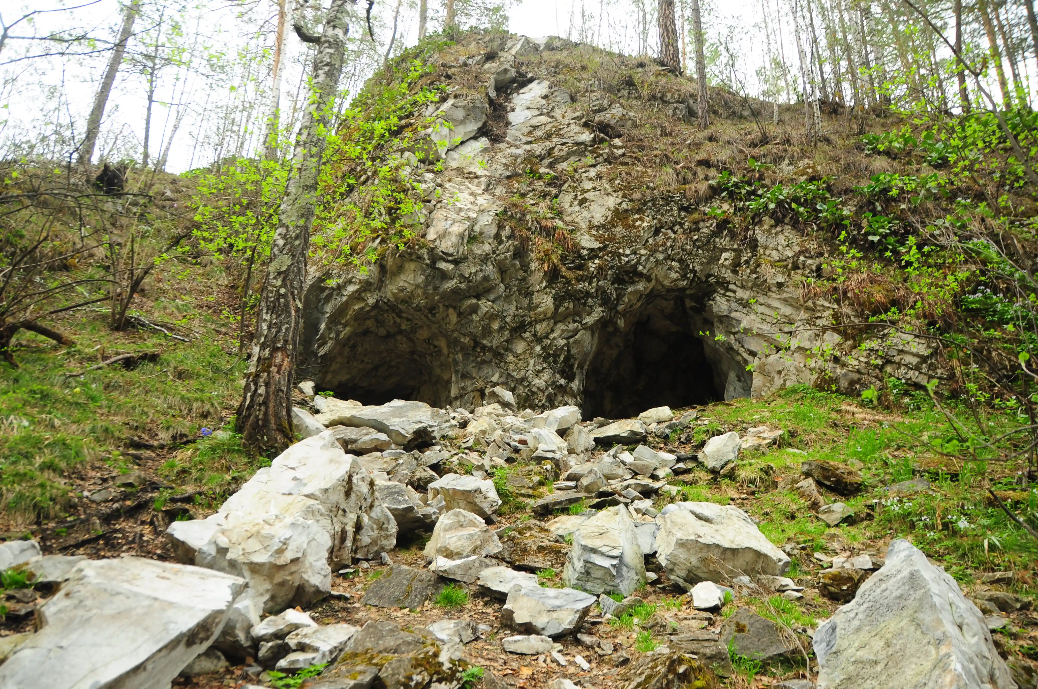 Талдинские пещеры