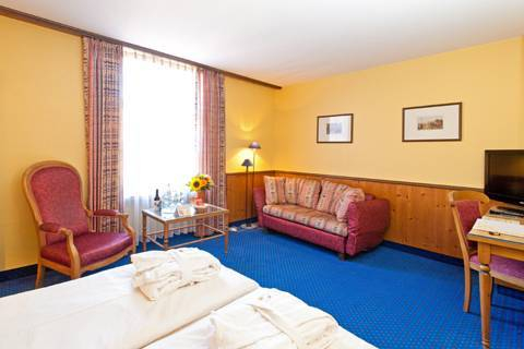 Golden Leaf Hotel Altmunchen — фото 4