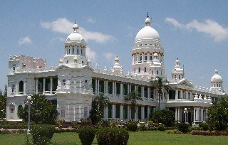 LALITHA MAHAL PALACE — фото 2