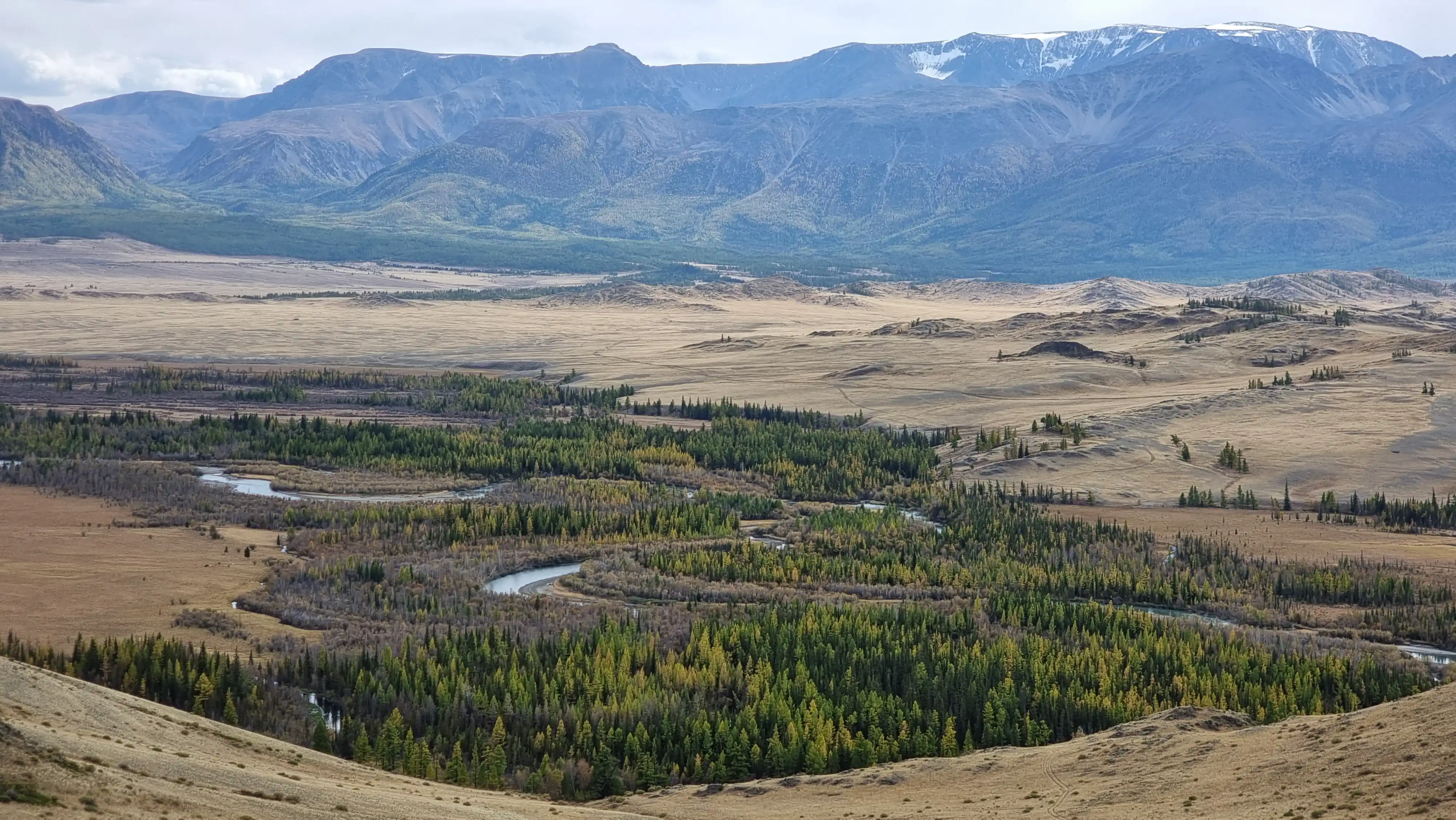 Смотровая площадка на Курайскую степь