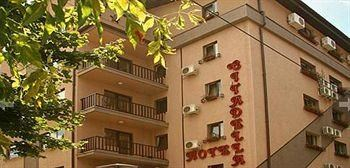 Nelisse One Hotel — фото 2