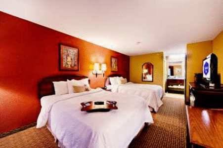 HAMPTON INN TYLER — фото 4