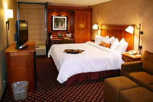 Hampton Inn West Springfield — фото 2