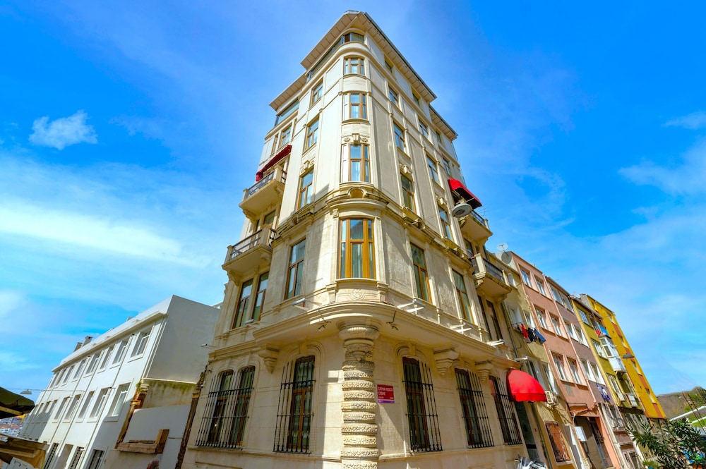 Flex O'pera Hotel